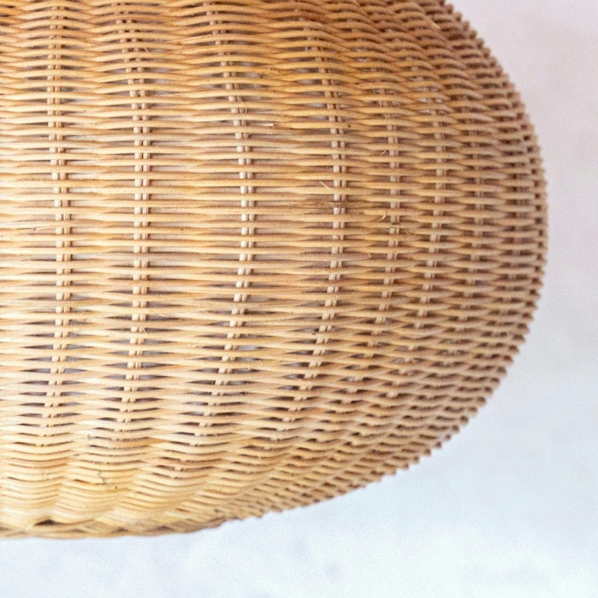 Großer Rattan-Lampenschirm, handgefertigt - Hängelampe (Ø 56 cm) ANJANI