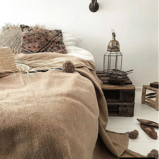 Pompondecke, beige