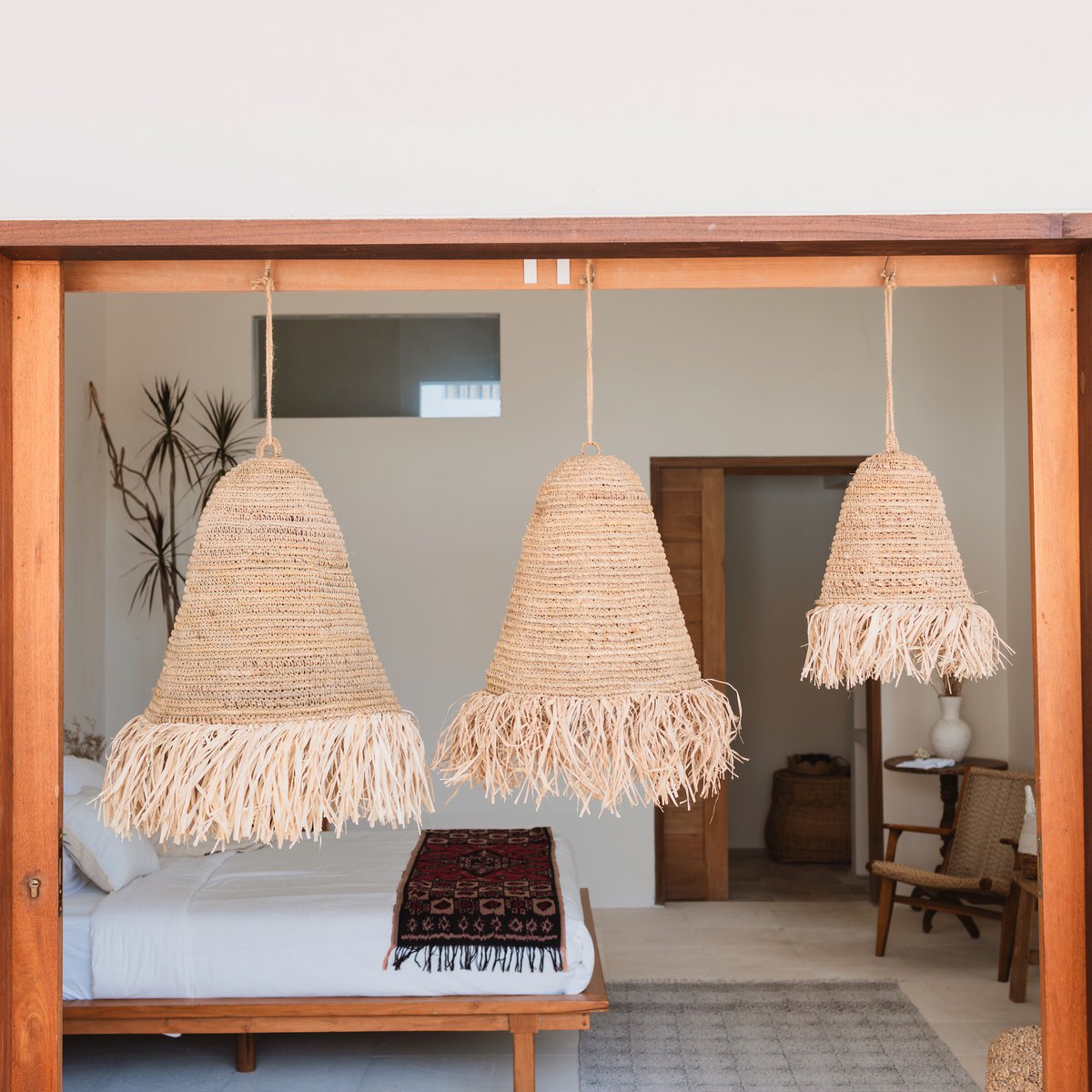 Raffia Boho Lampshade – Hanging Lamp – Pendant Light, Handwoven with Long Fringes (3 Sizes Ø 30/40/50 cm) KALIMA