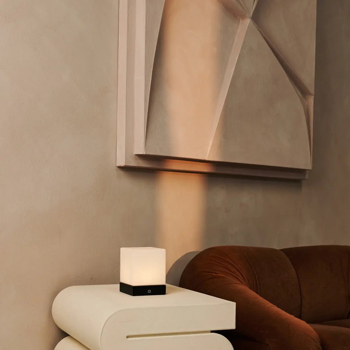 Wooden lamp 'Yce Black' with frosted glass, cube - rechargeable, dimmable, 100-hour battery