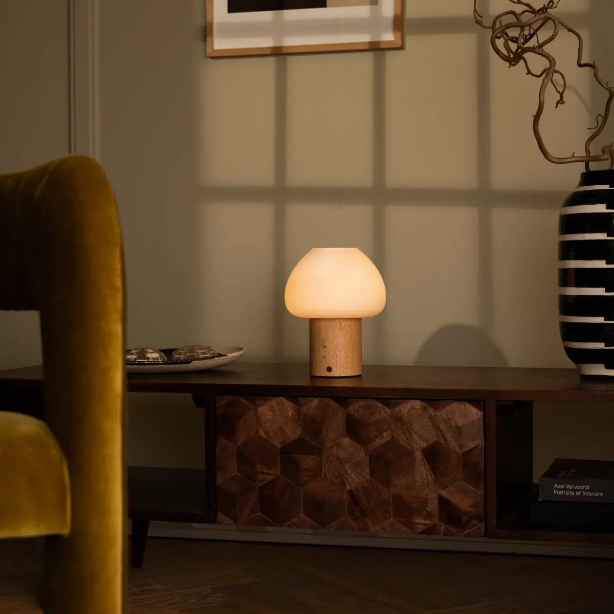 Wooden table lamp 'Fynn' - rechargeable, dimmable