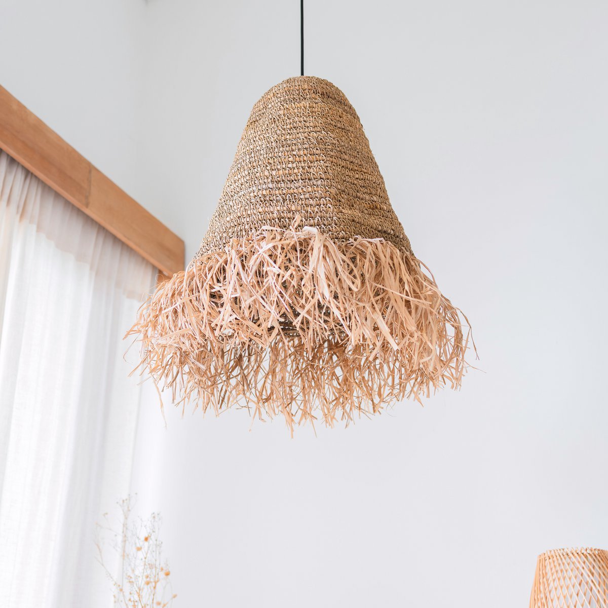 Raffia Boho Lampshade – Hanging Lamp – Pendant Light, Handwoven with Long Fringes (3 Sizes Ø 30/40/50 cm) KALIMA