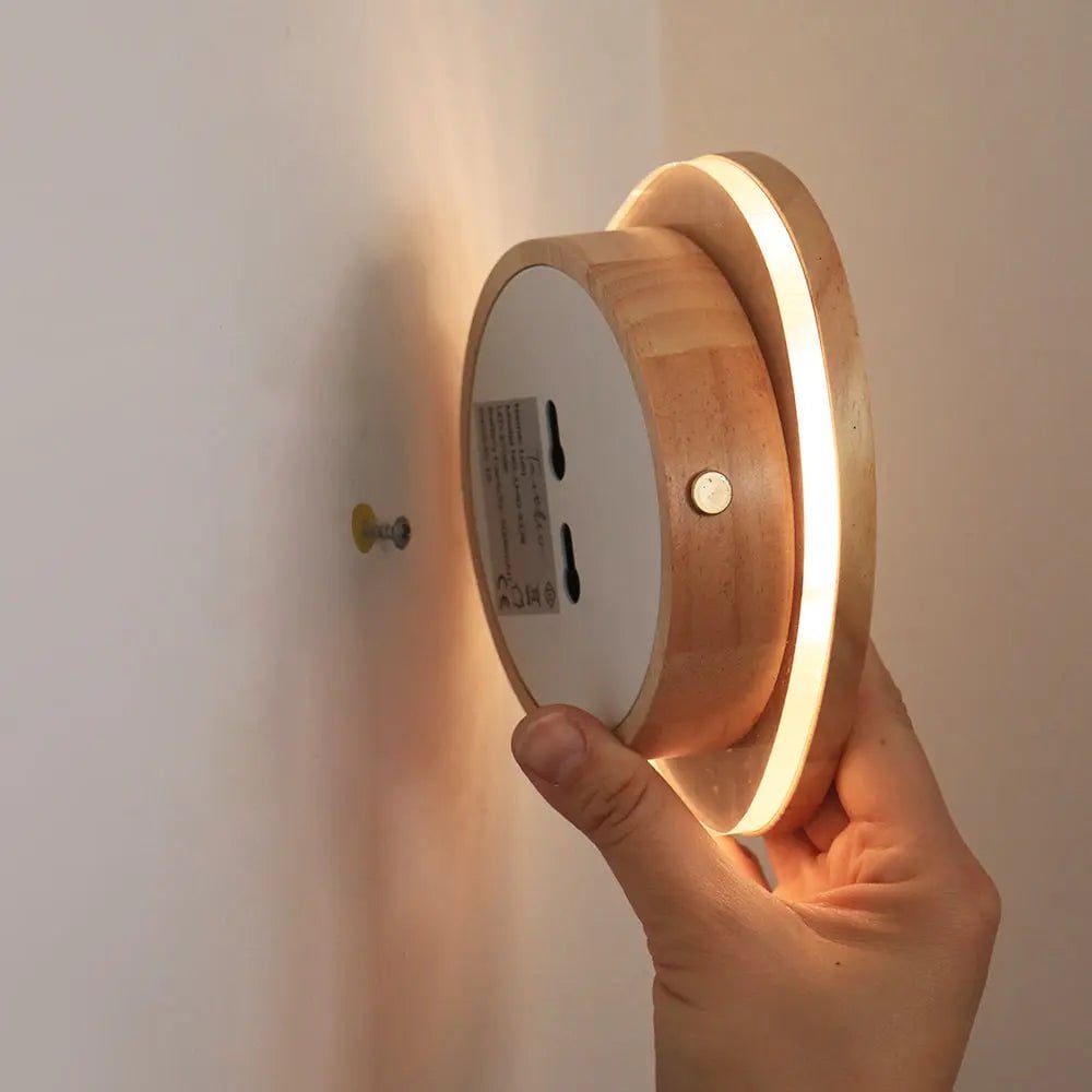 Wandlicht 'Lulu' - Holz, schnurlos - wiederaufladbar