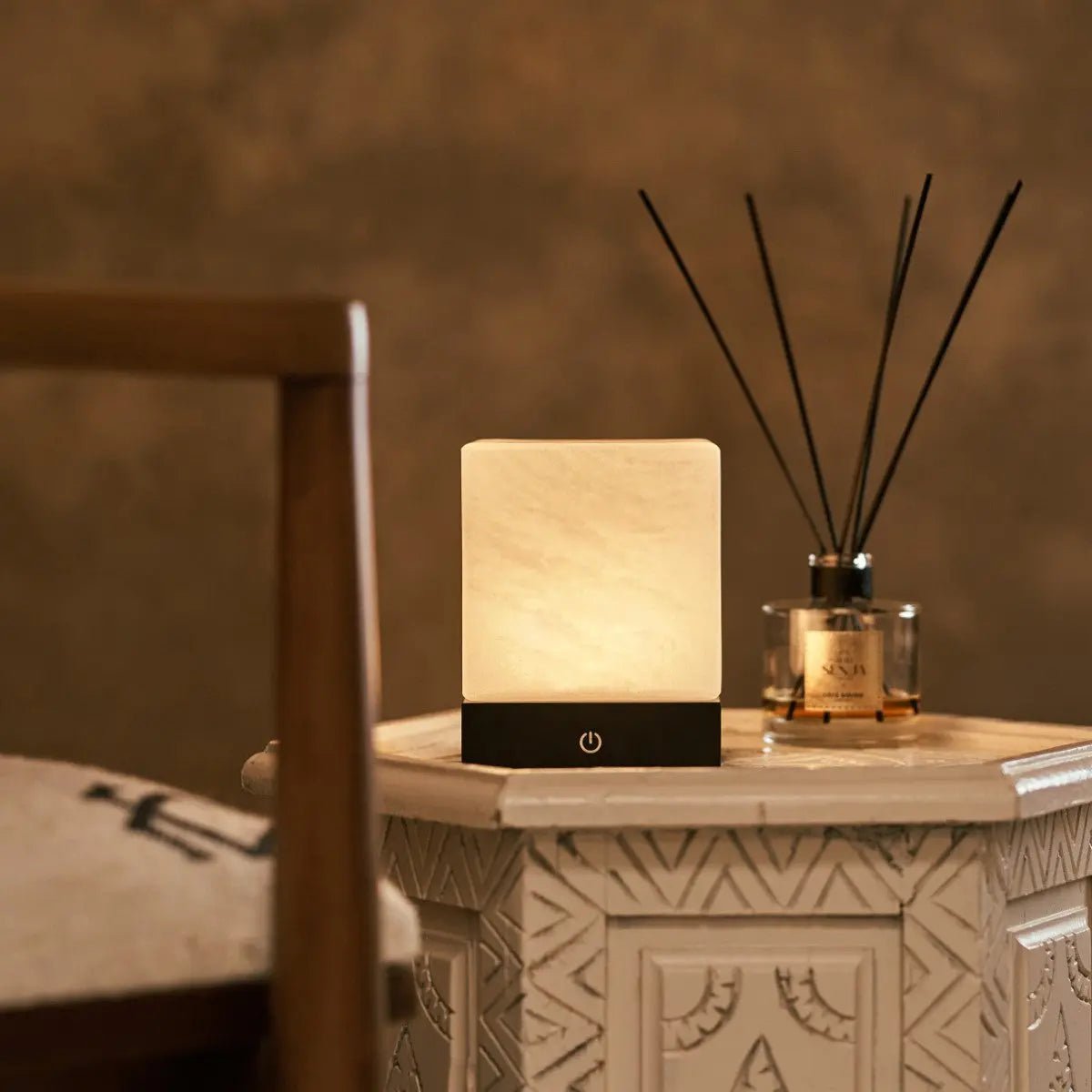Wooden lamp 'Yce Black' with frosted glass, cube - rechargeable, dimmable, 100-hour battery