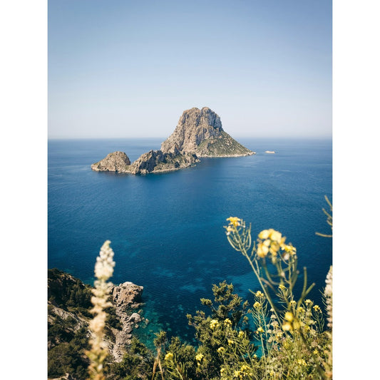 Book: A Visit to Ibiza: Destinations of Desire, Original Recipes, and Insider Tips