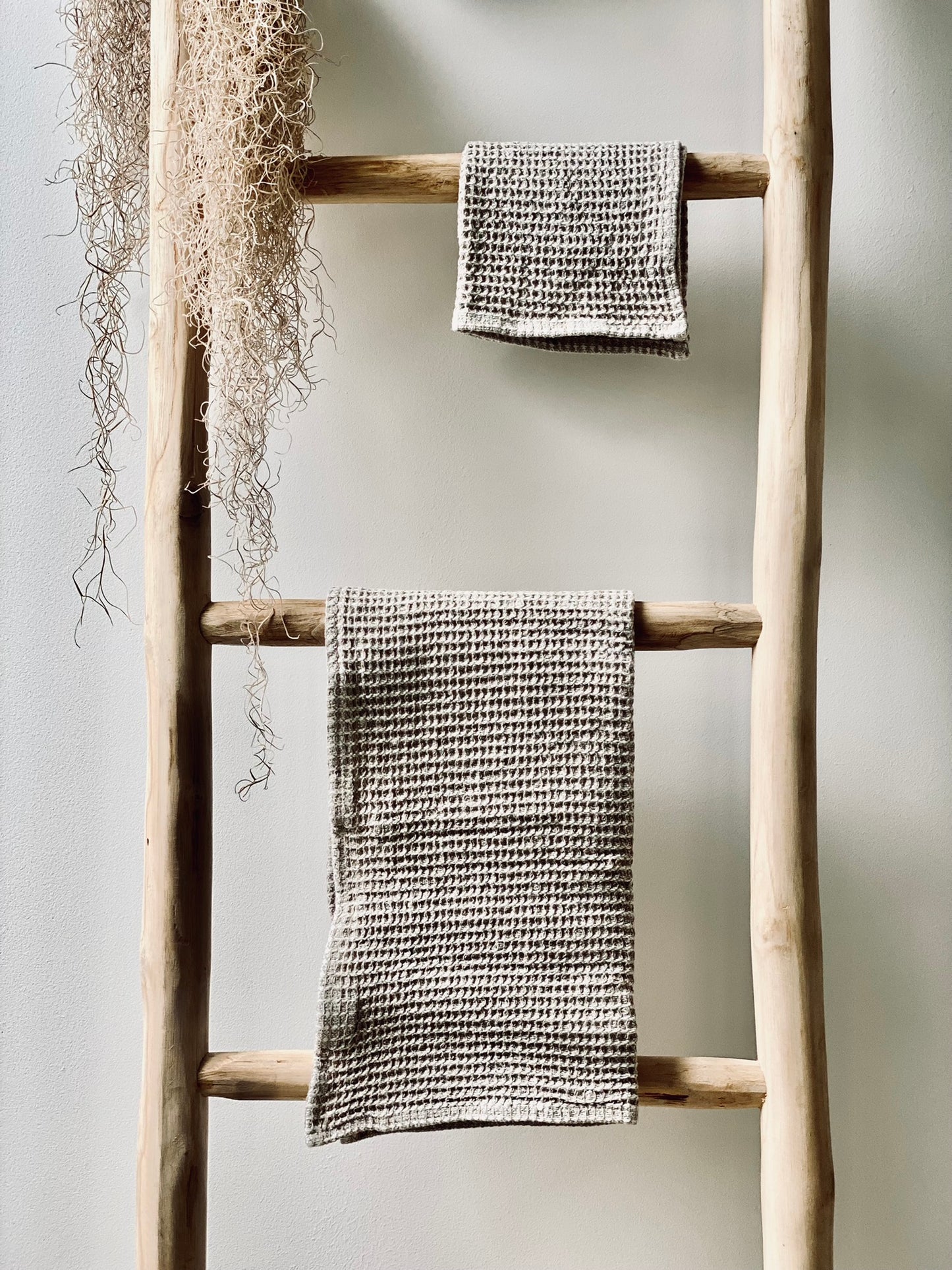 Linen towel, waffle pattern