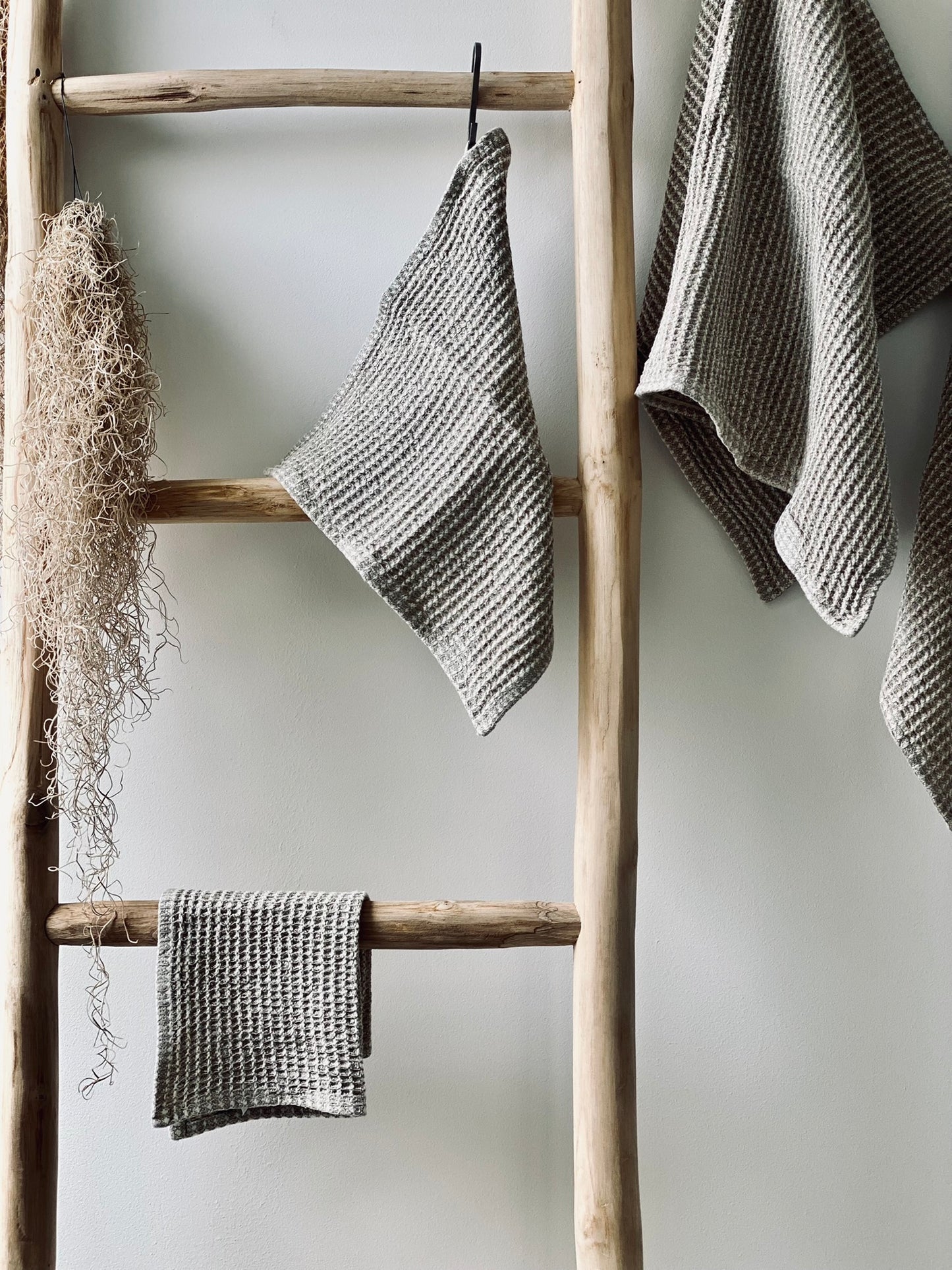 Linen towel, waffle pattern