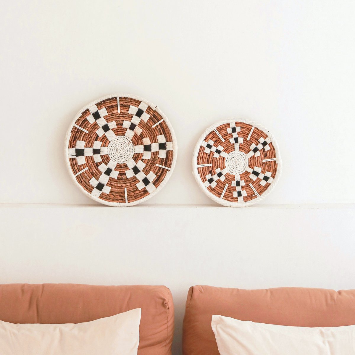 Wall decoration, round boho wall basket or flat bowl TAMAN in banana fiber (2 sizes)