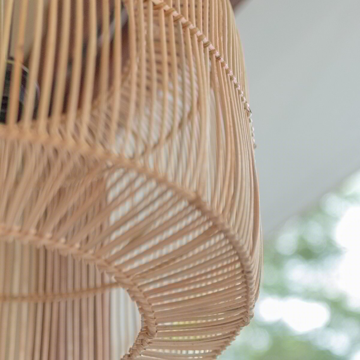 Boho Lampenschirm aus Rattan - Pendelleuchte LIKU (2 Größen)