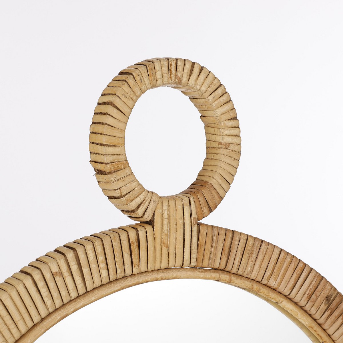 Round wall mirror Kaj - L40.5 x W2 x H51 cm
