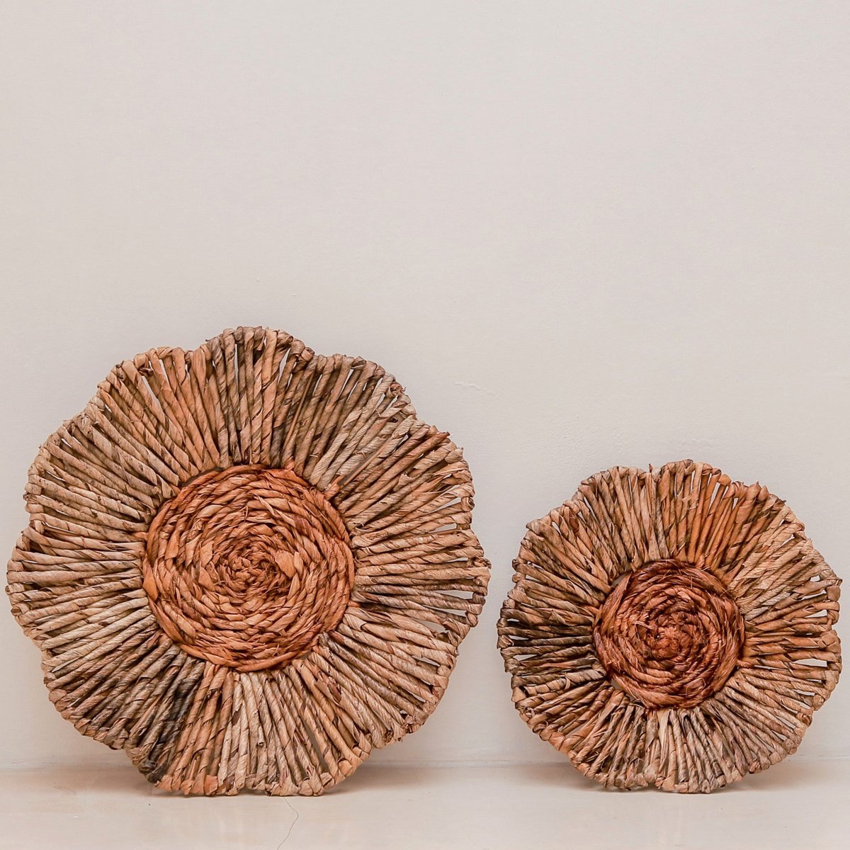 Wall decoration or bowl MELAYA wall basket made of banana fiber (2 sizes)