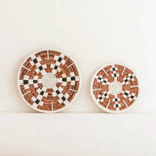 Wall decoration, round boho wall basket or flat bowl TAMAN in banana fiber (2 sizes)
