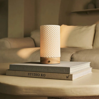 Tischlampe 'Luna' in 3D-gedrucktem Porzellan - schnurlos, wiederaufladbar, dimmbar