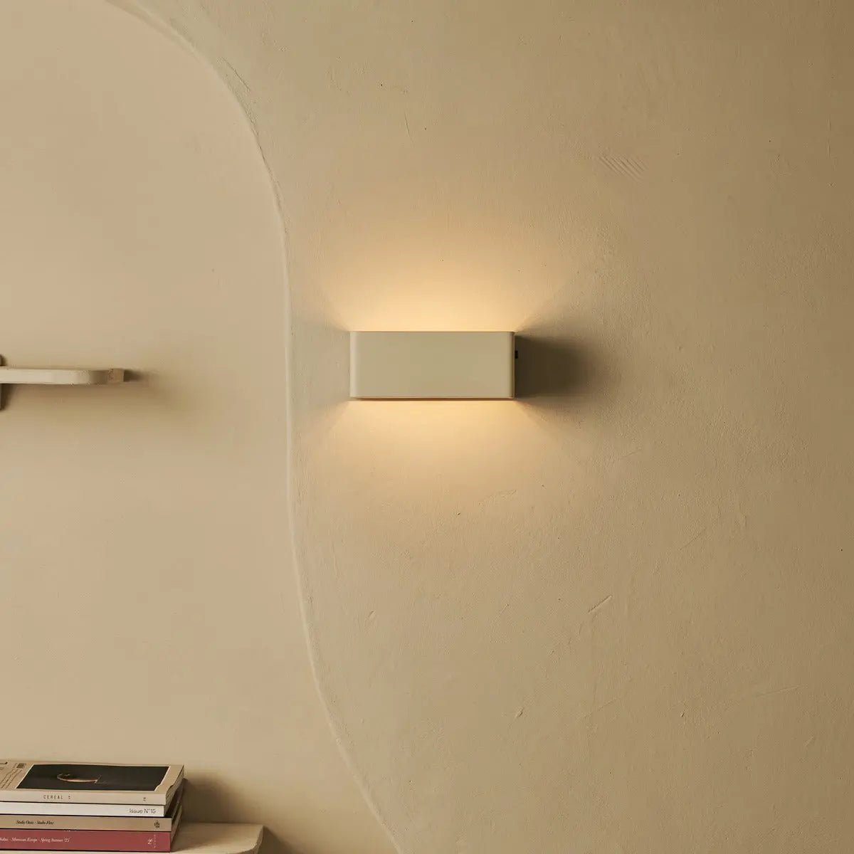 Kabellose Wandlampe 'Tessa Vanilla ' inkl. Fernbedienung, dimmbar mit Bewegungssensor