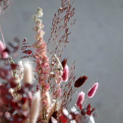 Sunday walk: Dried flower bouquet with eucalyptus & lagurus in smoky red tones