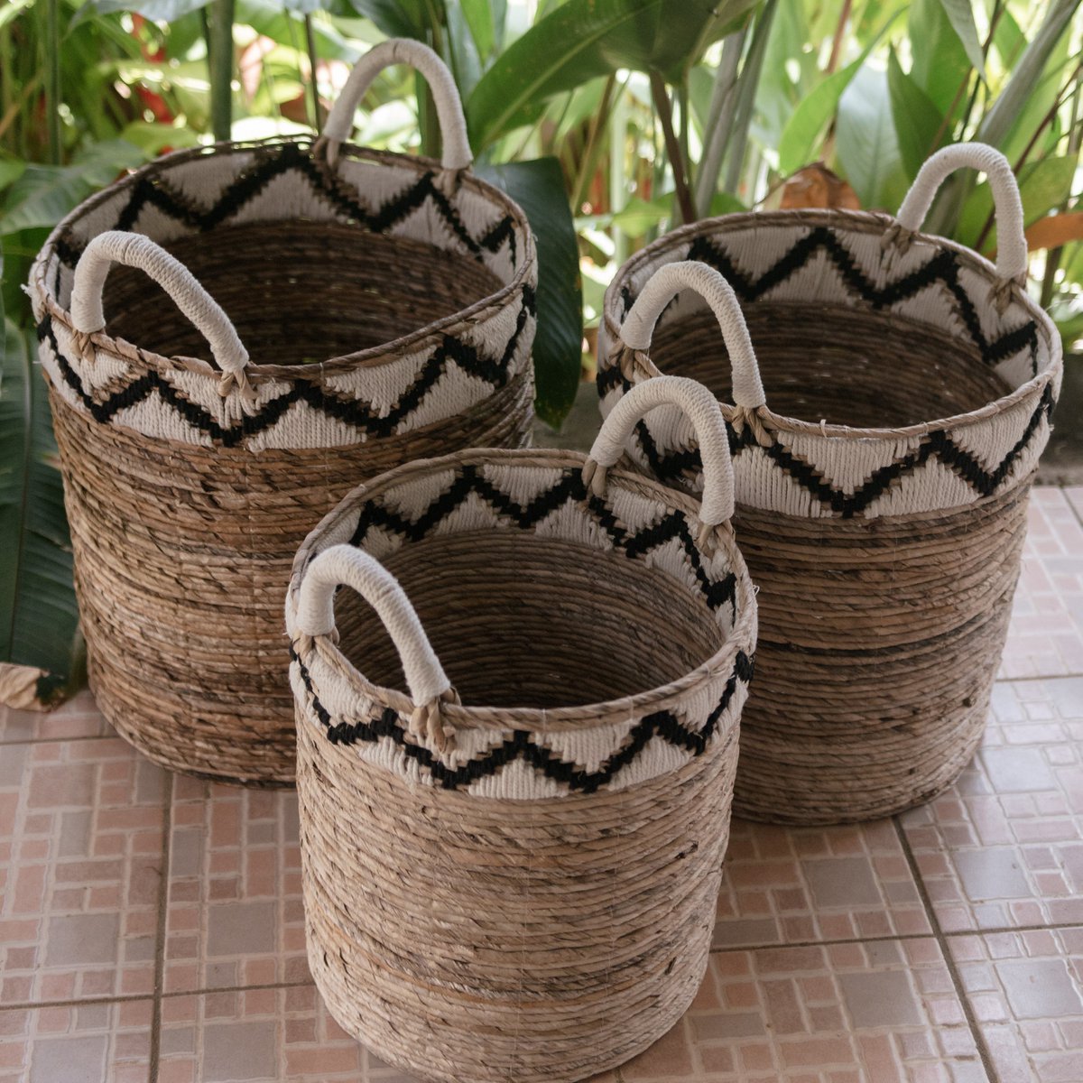 'Dalu' basket made of banana fiber (3 sizes), laundry basket, plant basket
