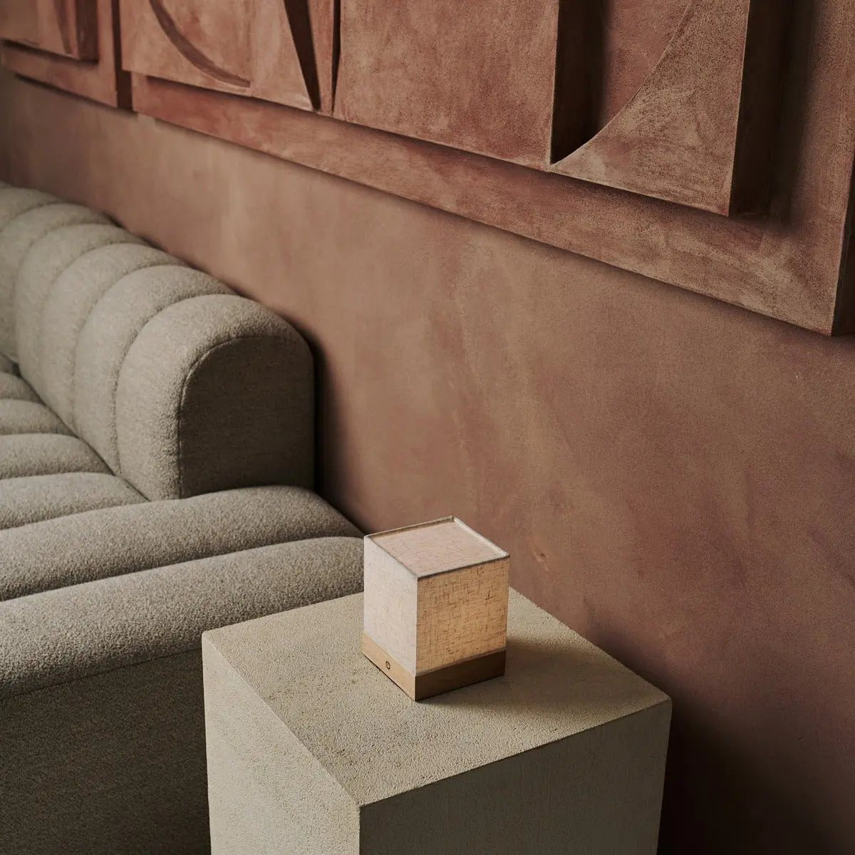 Lampe mit Holz und Leinen 'Zano' - Stimmungsbeleuchtung, LED -Tischlampe, wiederaufladbar