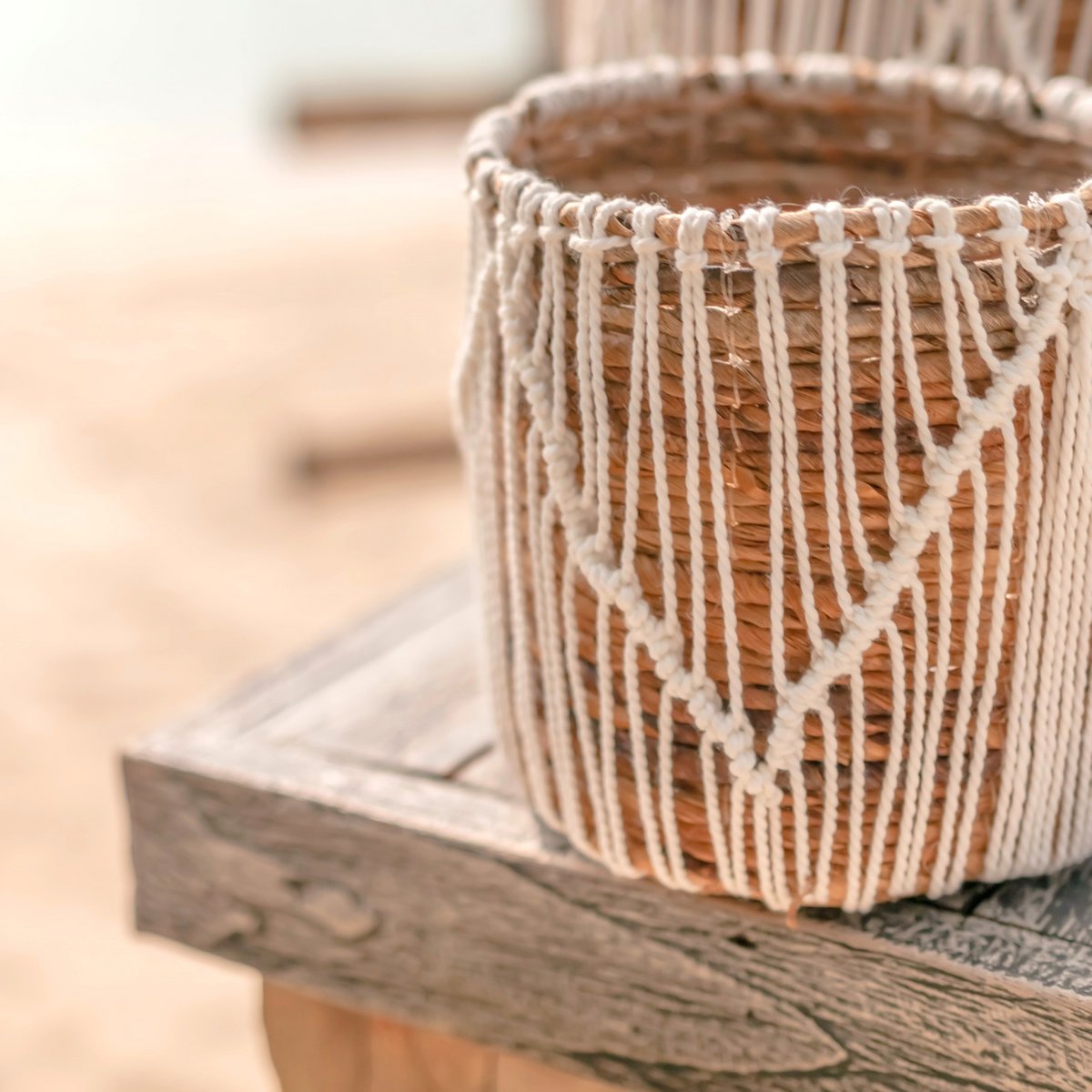 Small 'Oris' basket made of seagrass, flower basket, macrame basket
