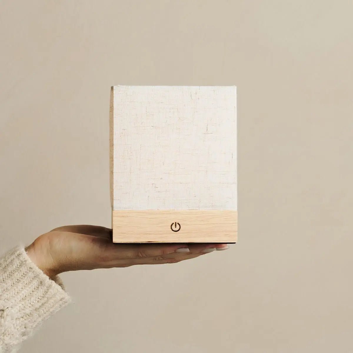 Lampe mit Holz und Leinen 'Zano' - Stimmungsbeleuchtung, LED -Tischlampe, wiederaufladbar