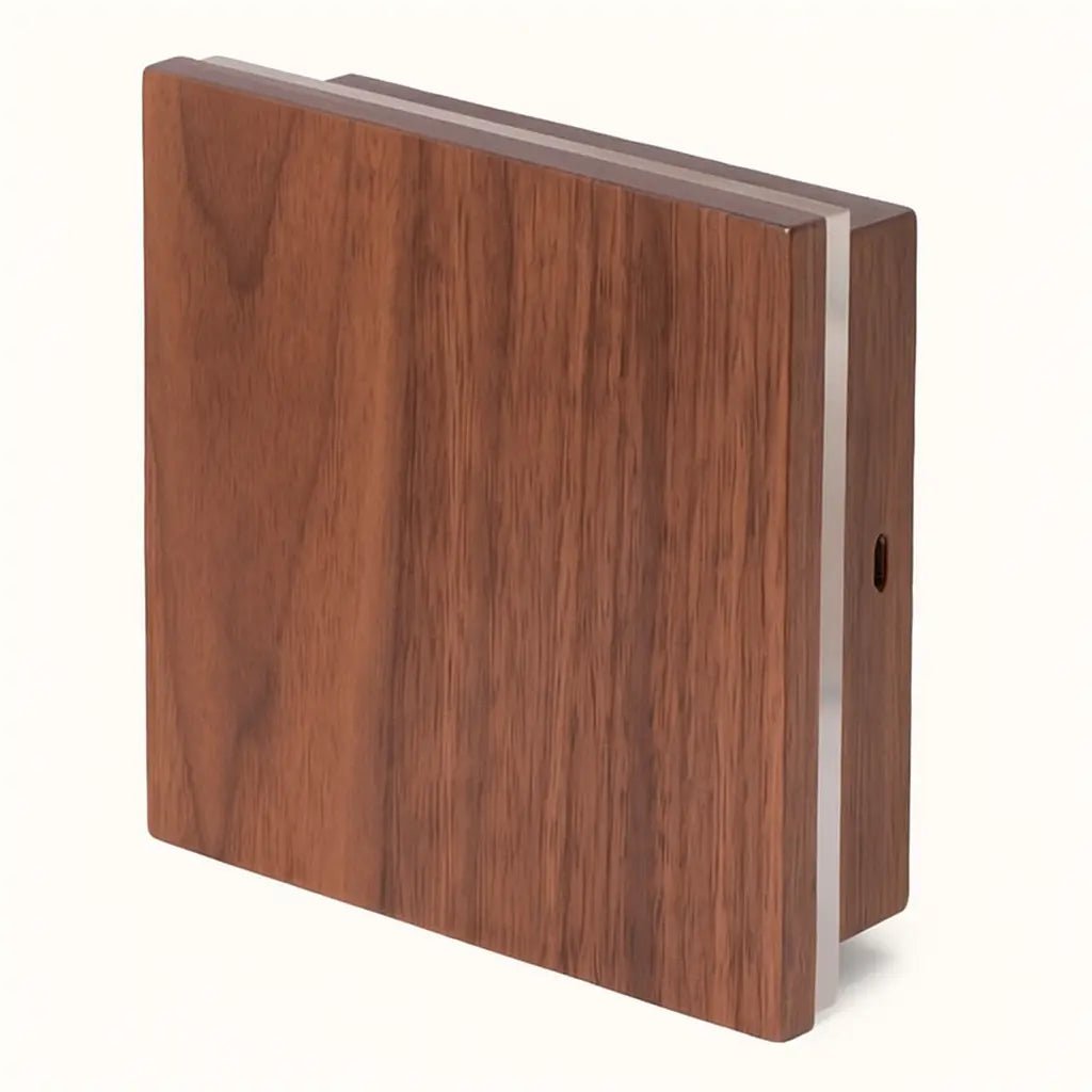 Wandleuchte 'Lane' walnuss - wiederaufladbare, dimmbare, nachhaltige Wandlampe