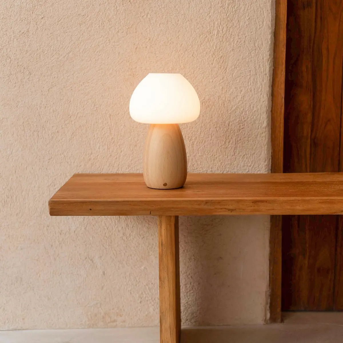Hellbraune wiederaufladbare Lampe 'Baer' - Kabellos, dimmbar