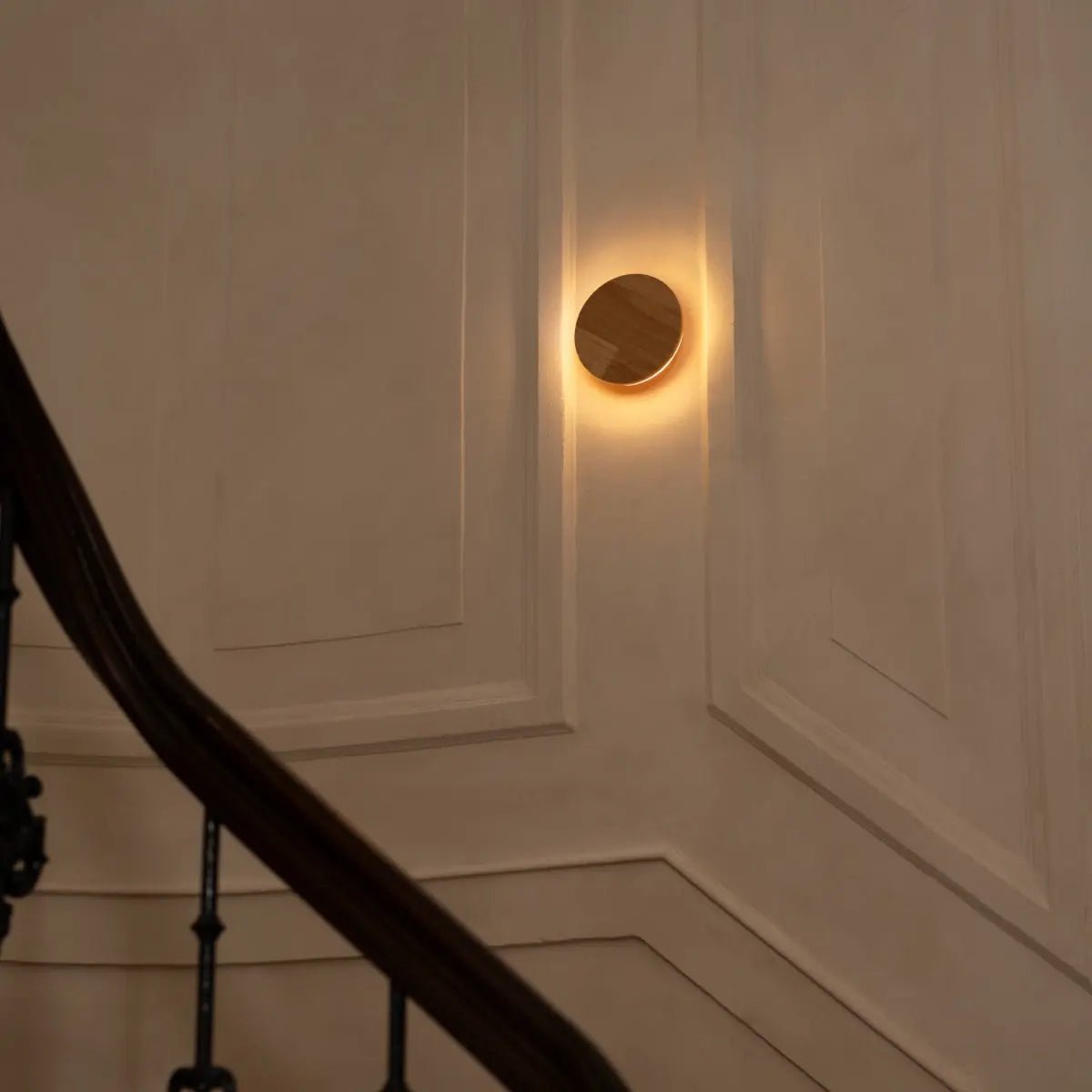 Schnurloses Wandlicht 'Lou' natur - wiederaufladbare und dimmbare Berührungssteuerung