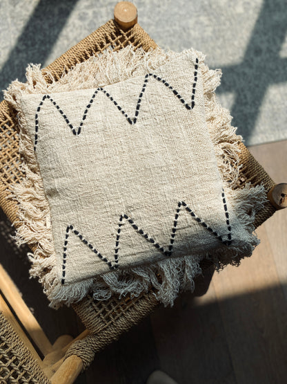 Hand-woven cushion cover with fringes 40x40/50x50 cm - decorative cushion PITU made of cotton