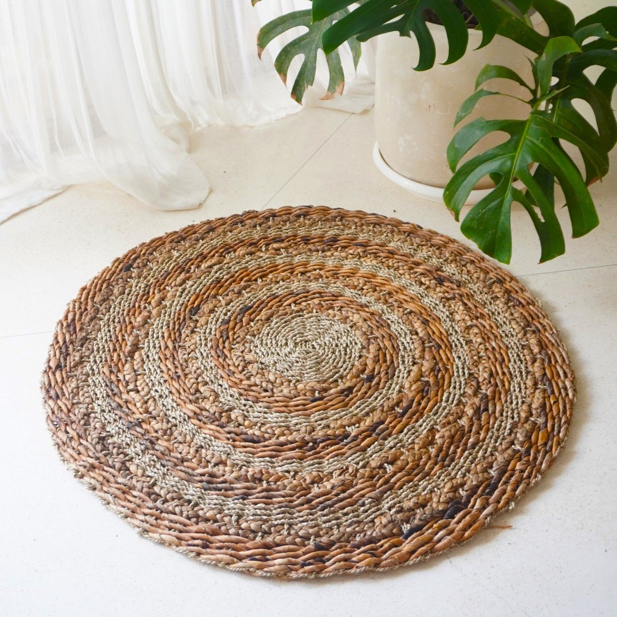 Carpet 100/120 cm with stripes, round plant fiber carpet made of banana fibers, seagrass and water hyacinth, brown beige carpet POHON (2 sizes)