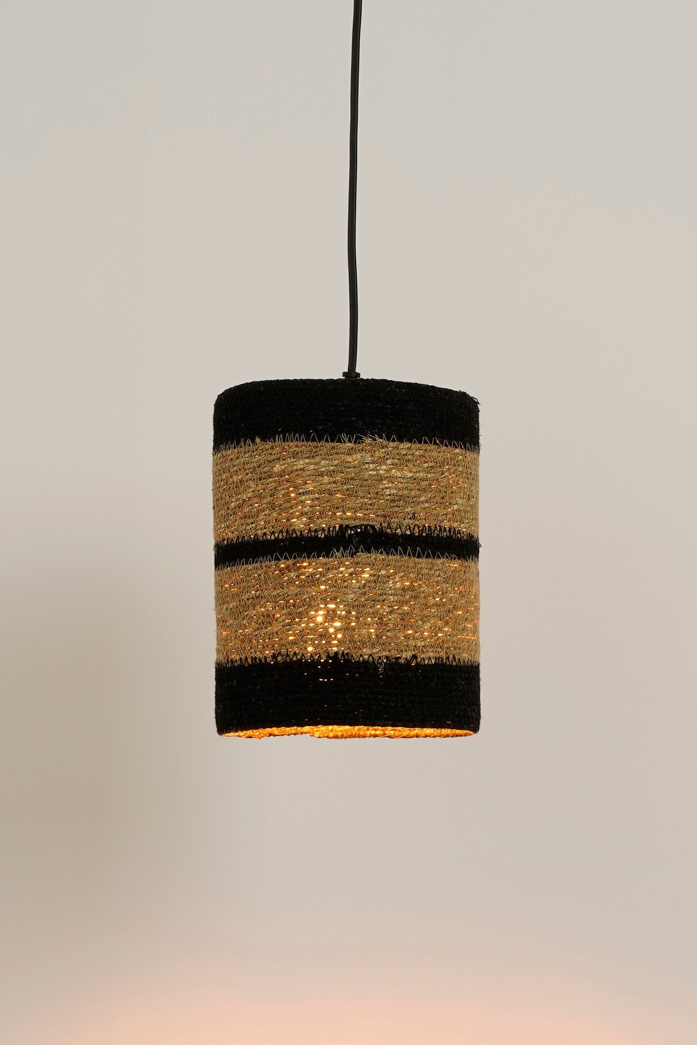 Jinx hanging lamp made of jute, ethnic black - H20 x Ø15 cm