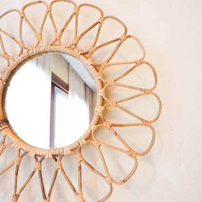 Small rattan mirror DANAU, wall decoration